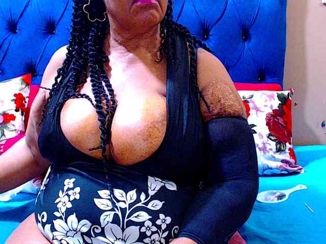 Ebonycandy10 webcam