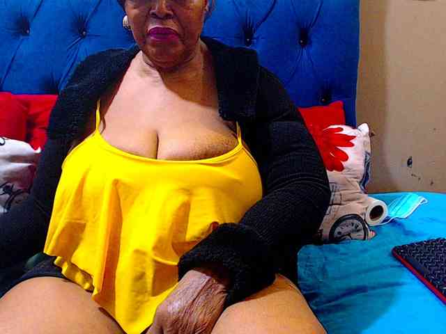 Ebonycandy10 webcam