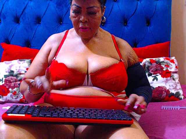 Ebonycandy10 webcam