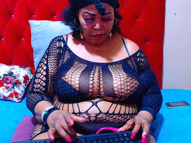 Ebonycandy10 Ebonycandy10