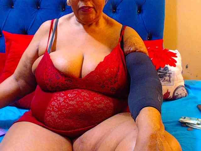 Ebonycandy10 webcam