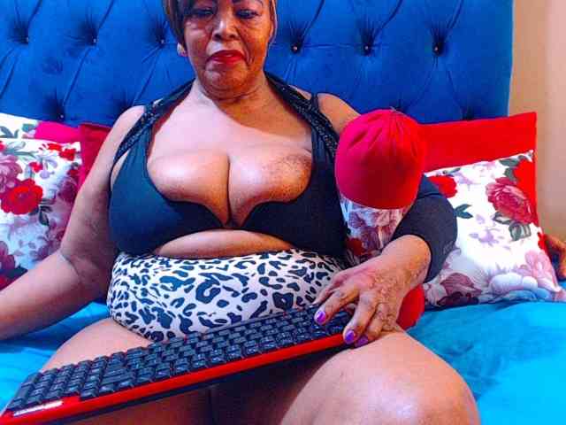 Ebonycandy10 webcam