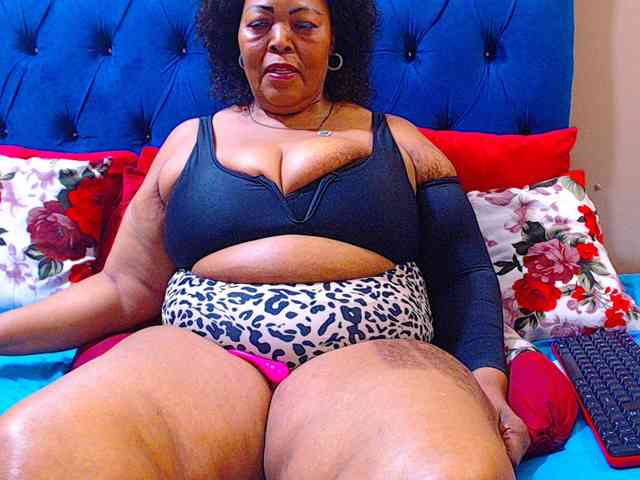 Ebonycandy10 webcam