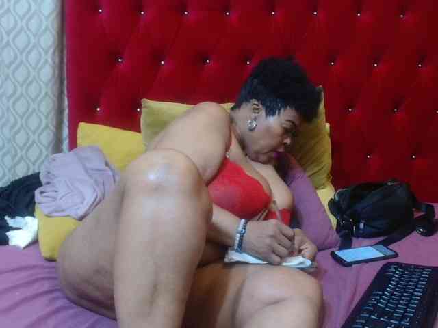 Ebonycandy10 webcam