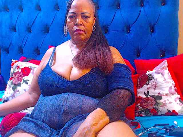Ebonycandy10