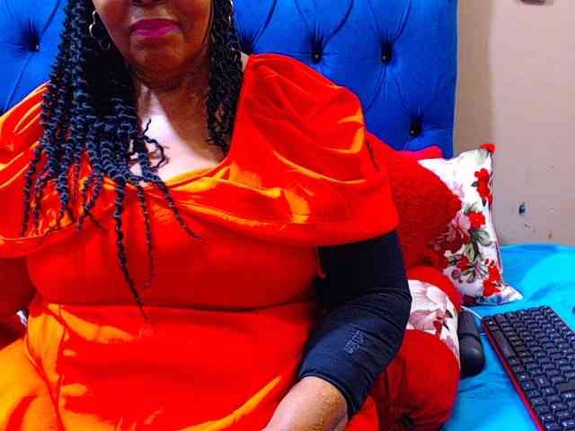 Ebonycandy10 webcam