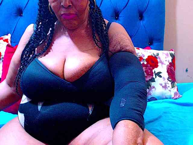 Ebonycandy10 webcam