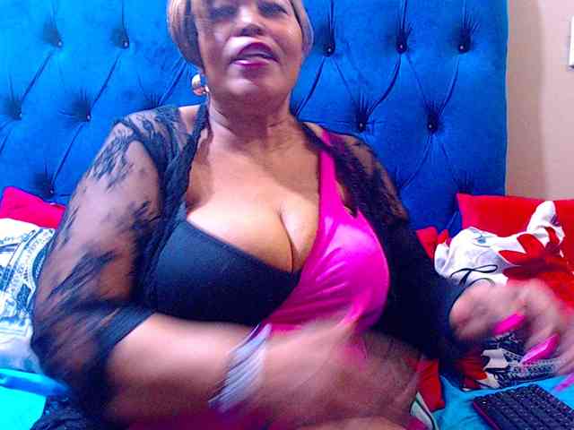 Ebonycandy10 webcam