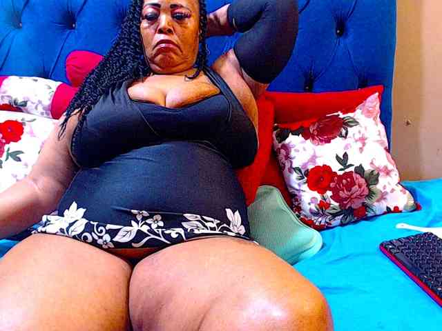 Ebonycandy10 webcam