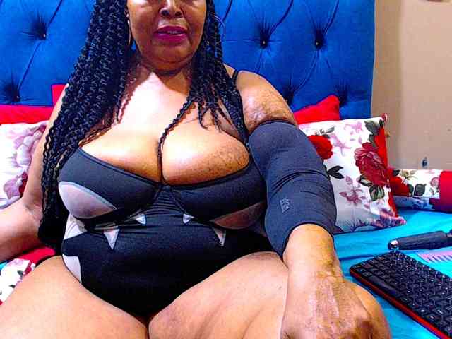 live cam online Ebonycandy10