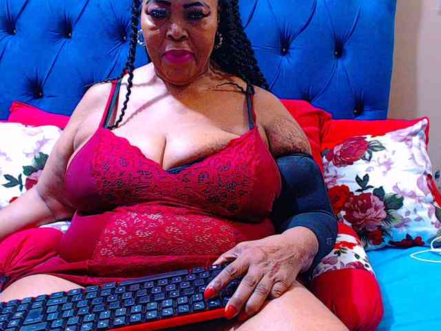 Ebonycandy10 webcam