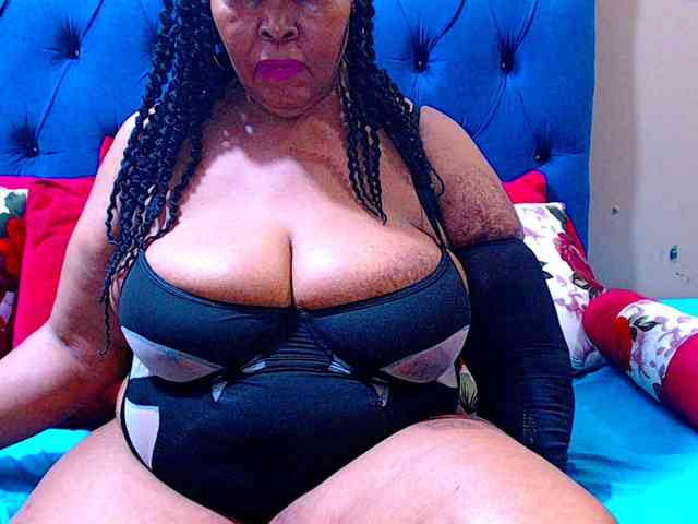 Ebonycandy10 webcam