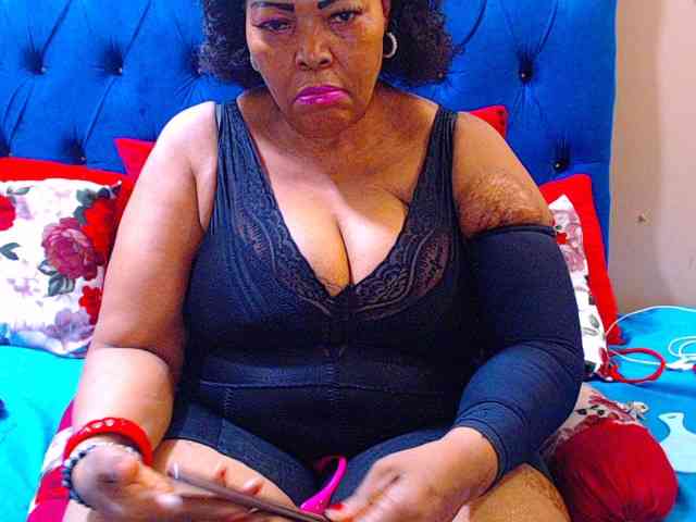 Ebonycandy10 webcam