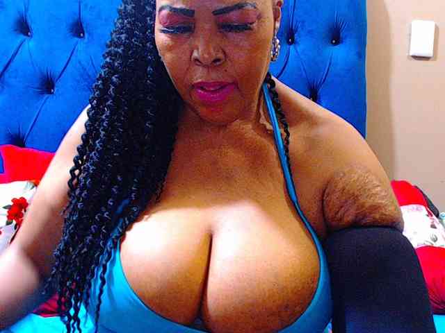 Ebonycandy10 webcam