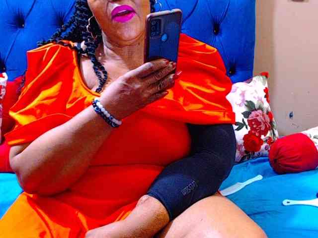 Ebonycandy10 webcam