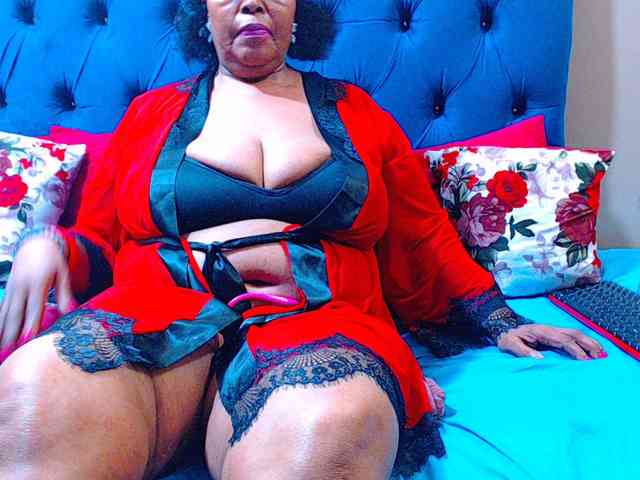 Ebonycandy10 webcam