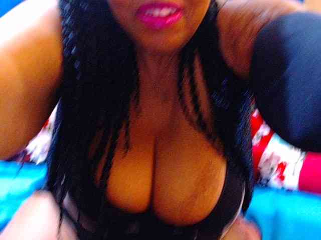 Ebonycandy10 webcam