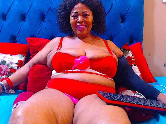 Ebonycandy10 webcam