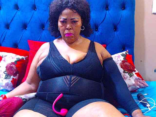 Ebonycandy10 webcam