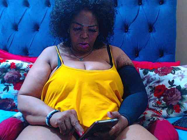 Ebonycandy10