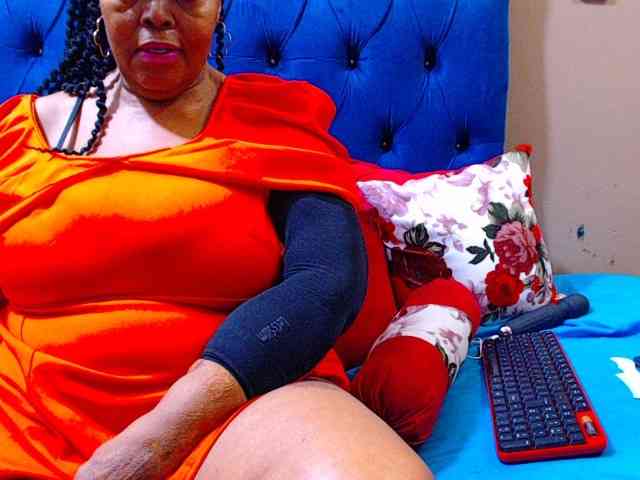 Ebonycandy10 webcam