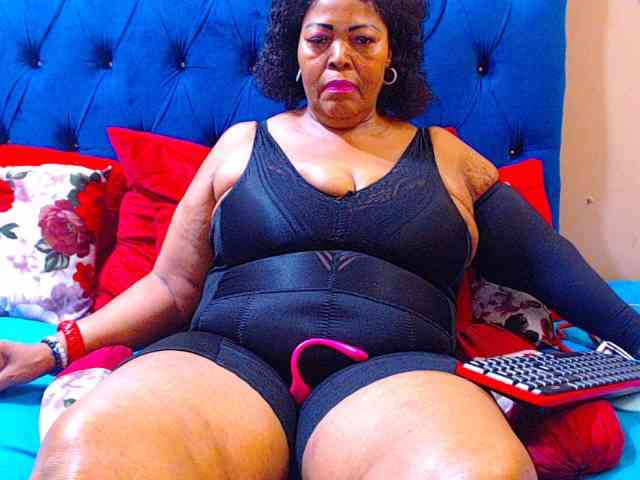 Ebonycandy10