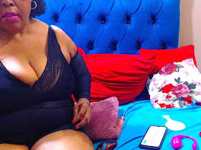 Ebonycandy10 webcam