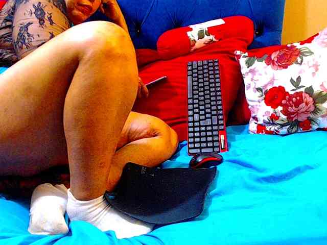 Ebonycandy10 webcam
