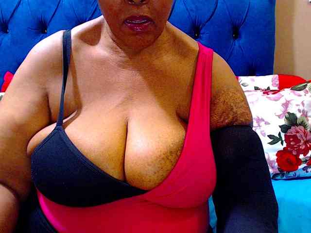 Ebonycandy10 webcam