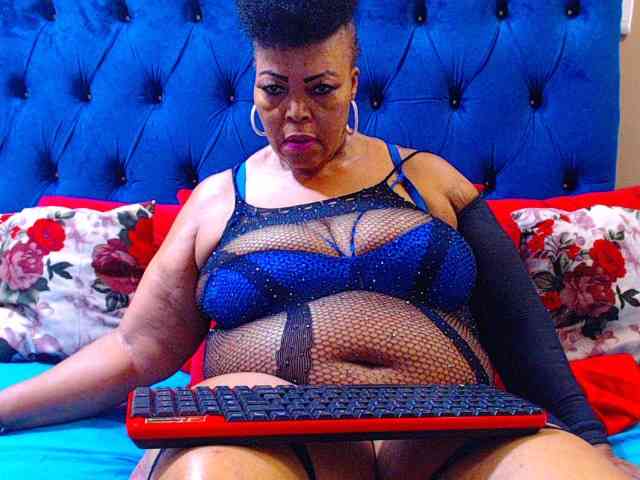 Ebonycandy10 webcam