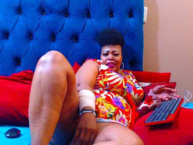 Ebonycandy10 webcam