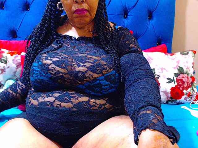 Ebonycandy10 webcam