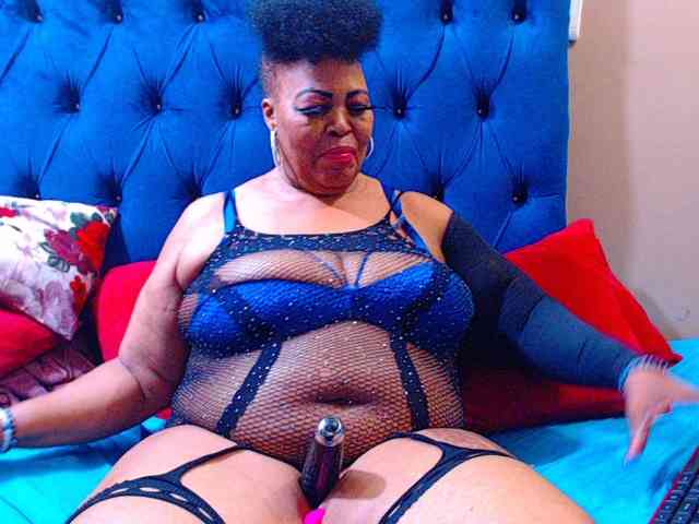Ebonycandy10 webcam