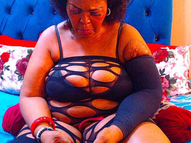 Ebonycandy10 webcam