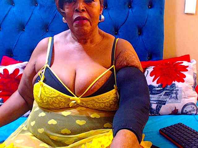 Ebonycandy10 Ebonycandy10