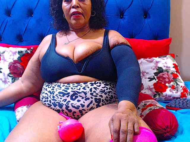 Ebonycandy10 webcam