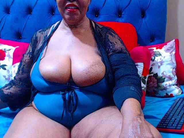 Ebonycandy10 webcam