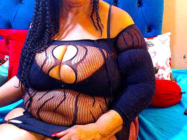 Ebonycandy10 webcam
