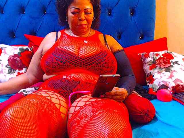 Ebonycandy10 webcam
