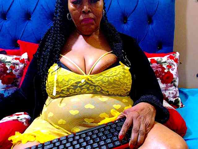 Ebonycandy10 webcam
