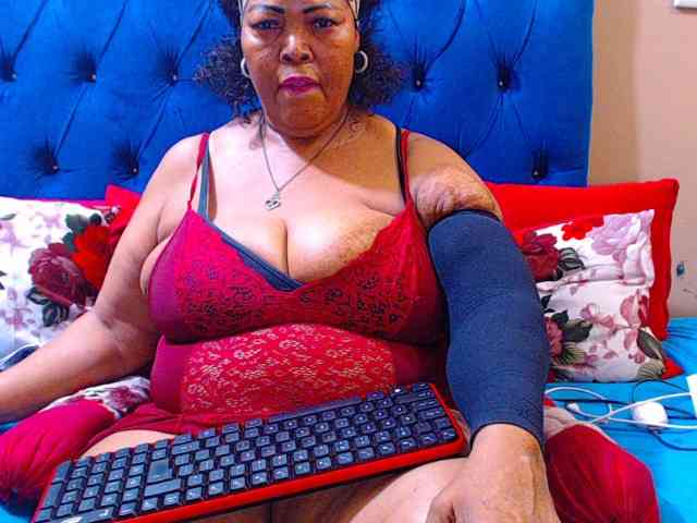 Ebonycandy10 webcam
