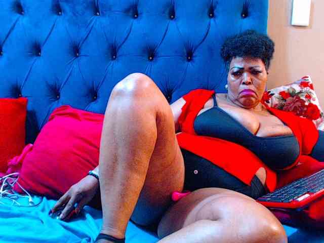 Ebonycandy10 webcam