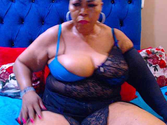 Ebonycandy10 webcam