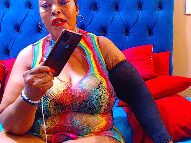 Ebonycandy10 webcam