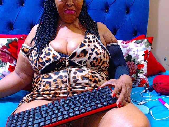 Ebonycandy10 webcam