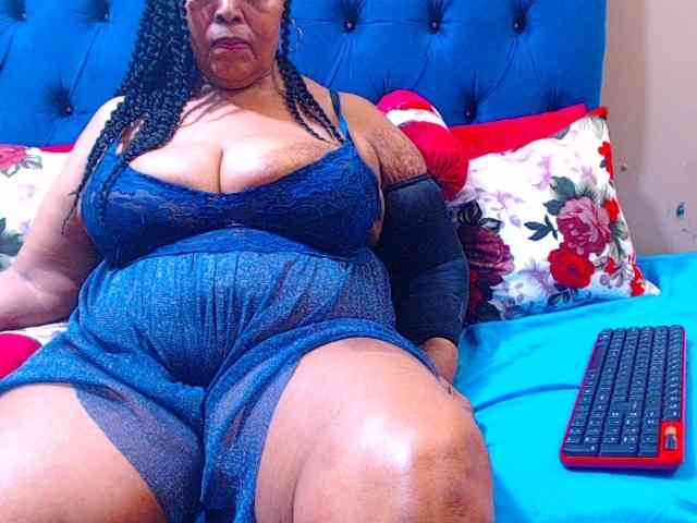 Ebonycandy10 webcam