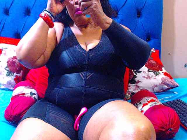 Ebonycandy10 webcam