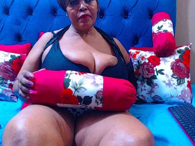 Ebonycandy10 webcam