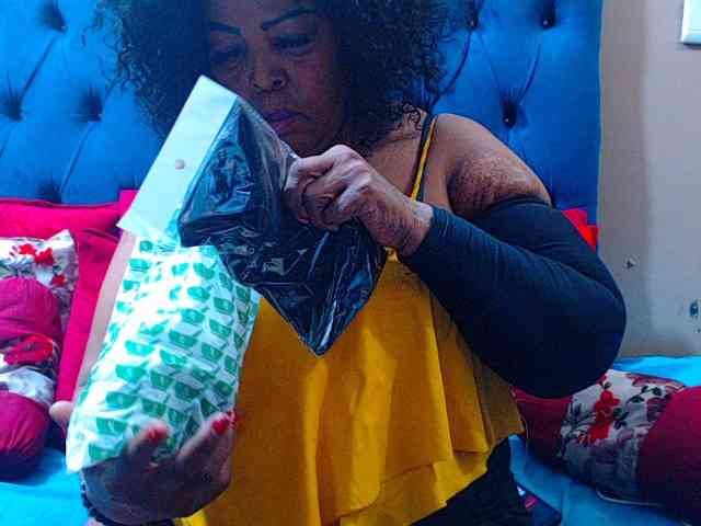 Ebonycandy10 webcam