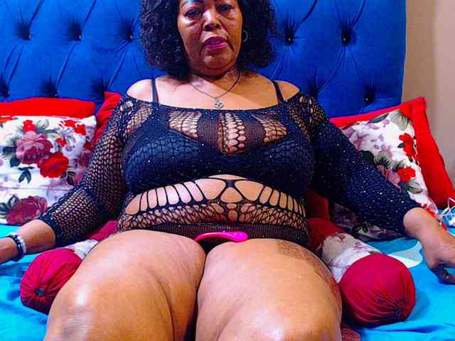 Ebonycandy10 webcam